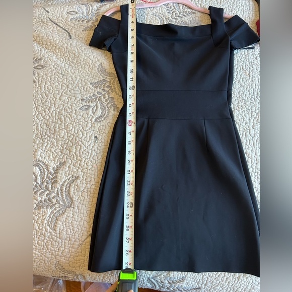 Chiara Boni black mini dress - Picture 6 of 8